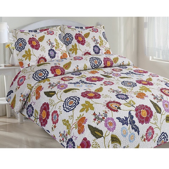 NWT FULL/QUEEN QUILT SET - Picture 1 of 4